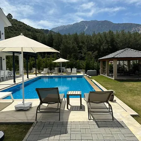 Eftal 750m2 Fethiye