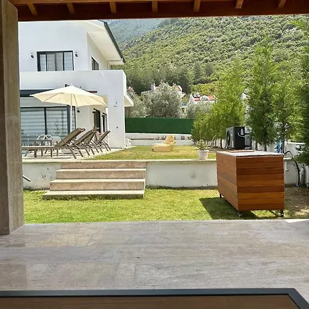 Eftal 750m2 Hotel *
