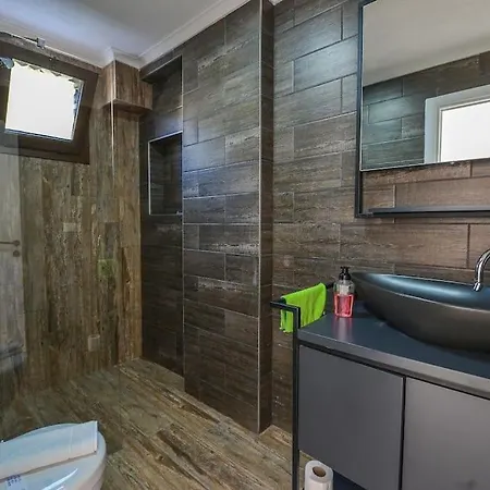 Eftal 750m2 * فتحية
